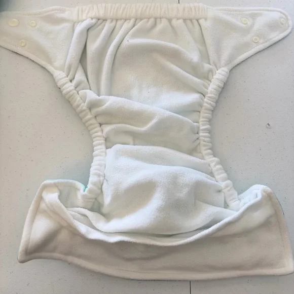 Pampers Pure Hybrid Cloth Diapers New/Never Used. Comes with 12. OS.